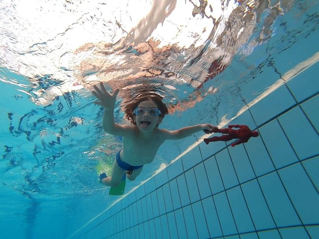 Jeux de piscine : des idées pour s'amuser
